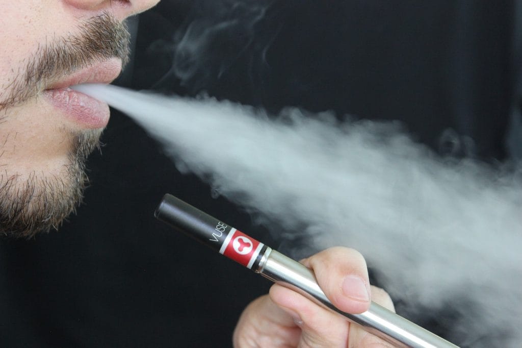 Practicing Vape Pen Etiquette in Public Settings Vape Pen